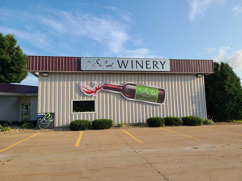 O So Good Winery building in Dyersville, Iowa